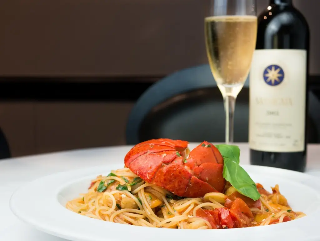 La Barca Ristorante_Waterloo_slider_image_3