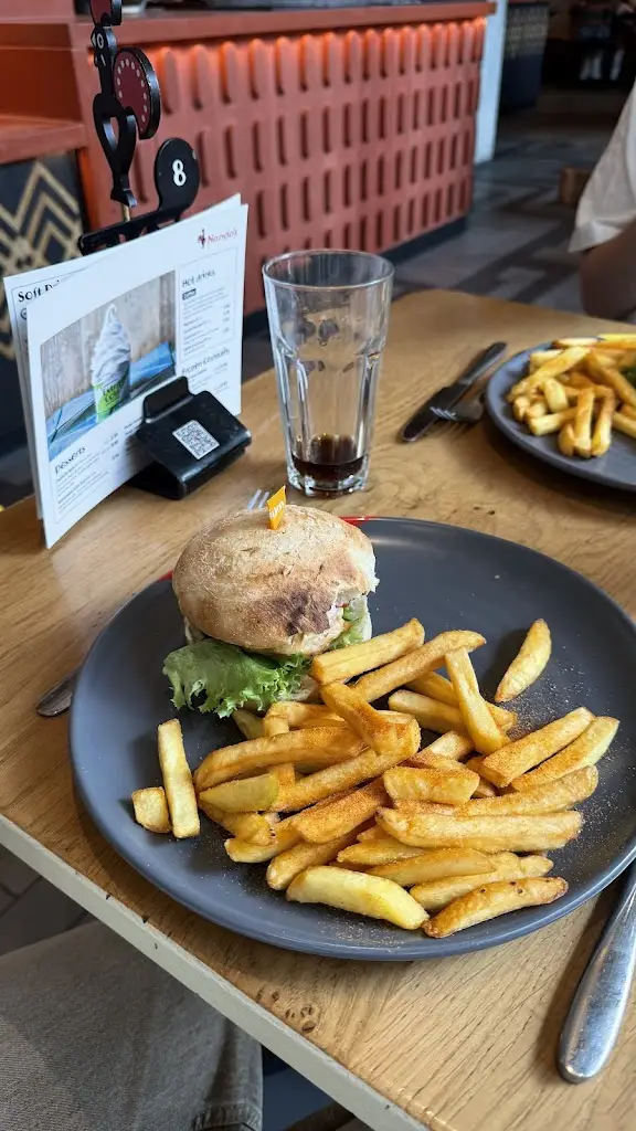 Bartek Show_Nando's Waterloo_Waterloo_review