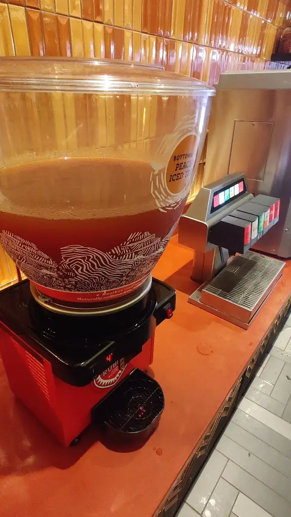 Nando's Waterloo_Waterloo_slider_image_2