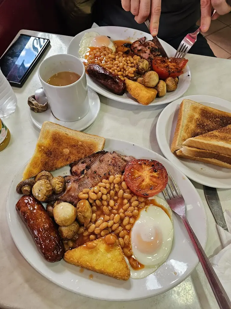 Vesper M_Chunnel Bar_Waterloo_review