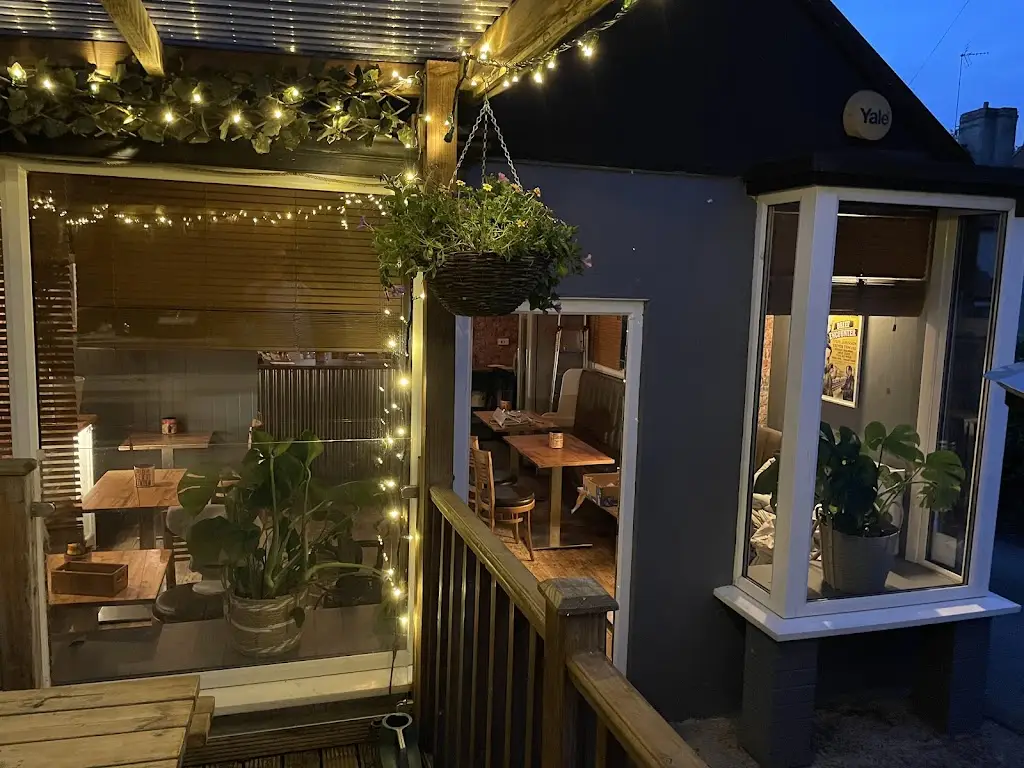 Off The Rails_Bedale_slider_image_1