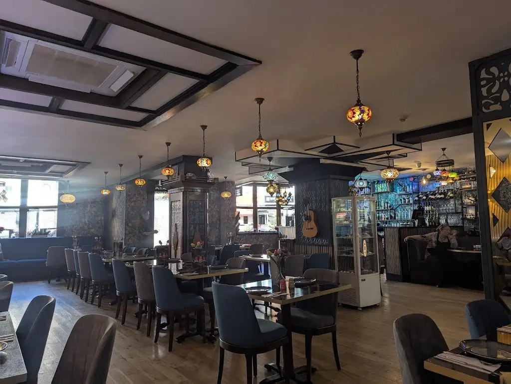 Zara Turkish Restaurant_Wellingborough_slider_image_2