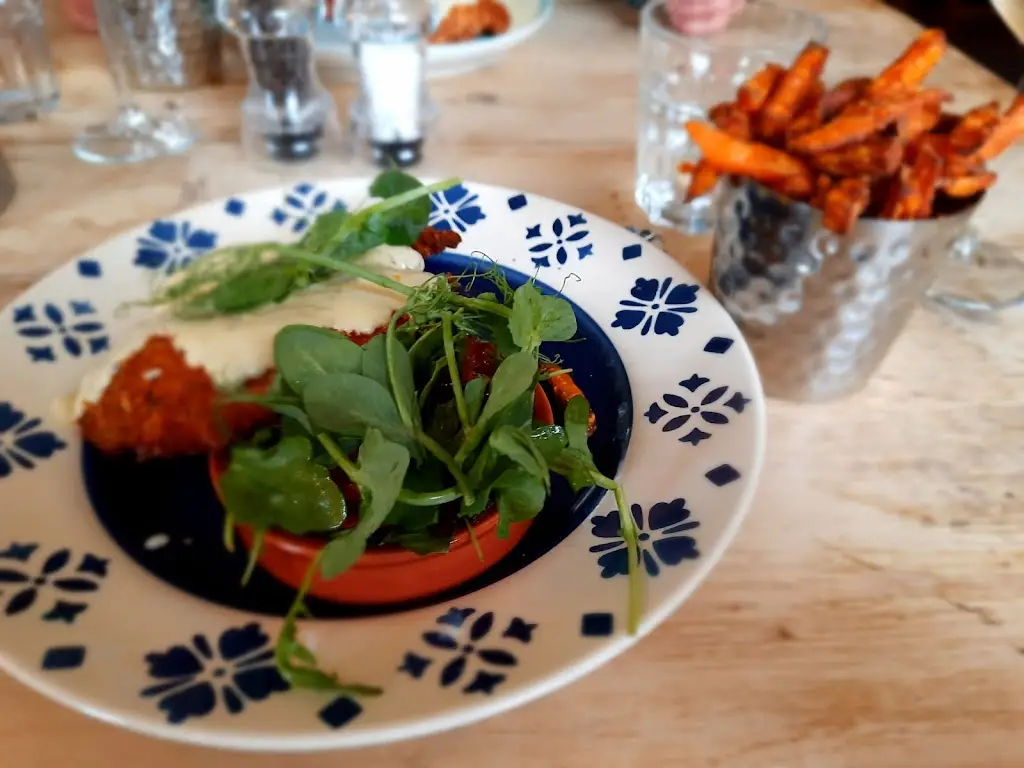 Menu_The Fountain_Wells_image_7