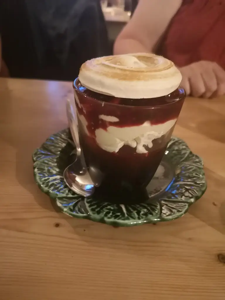 Menu_The Fountain_Wells_image_8