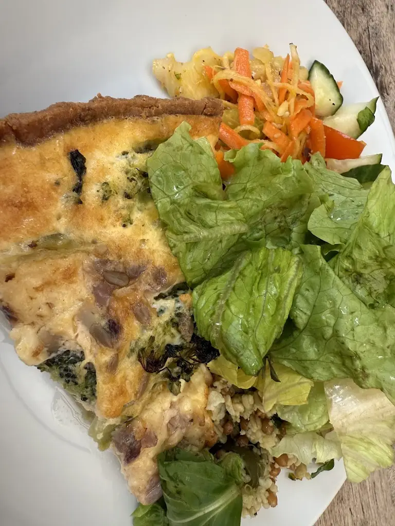 The Good Earth_Wells_slider_image_3