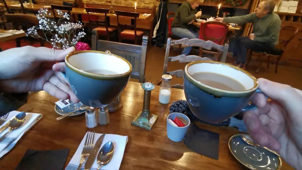 The Crown at Wells and Anton's Bistrot_Wells_slider_image_2