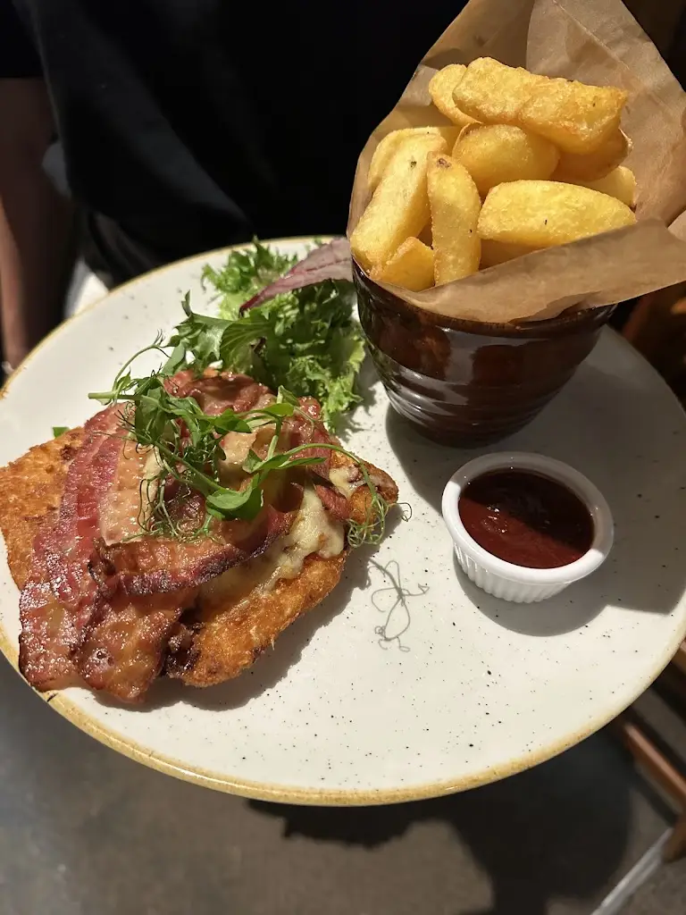 Menu_The King's Head_Wellesbourne Mountford_image_9