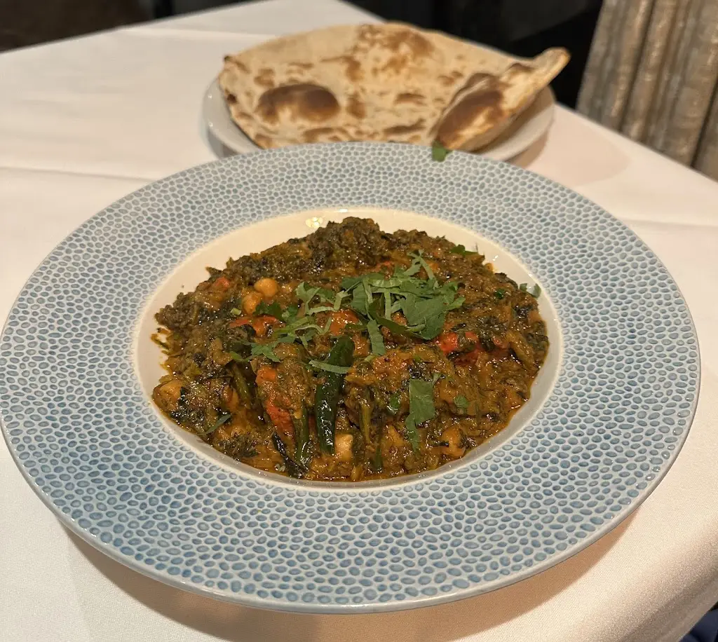 Shah's_Wellesbourne Mountford_slider_image_2