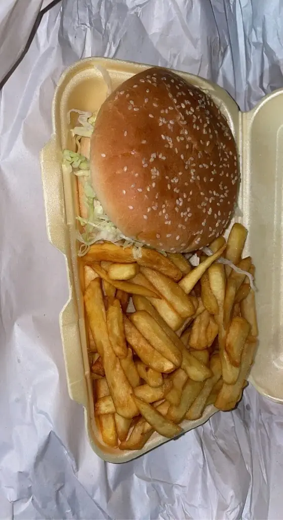 Sammi Williams_'Best Kebab' Van_Wellesbourne Mountford_review
