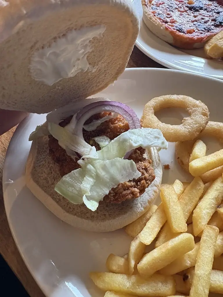 Paris S_The Nickelodeon_Wednesfield_review