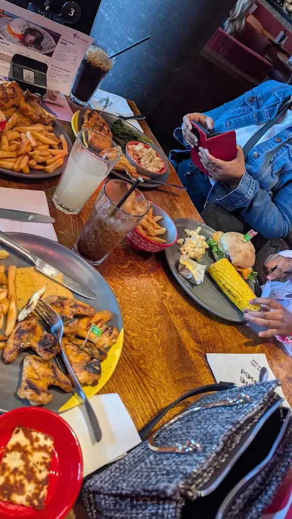 Green “Sil” Rose_Nando's Wolverhampton - Bentley Bridge_Wednesfield_recensione