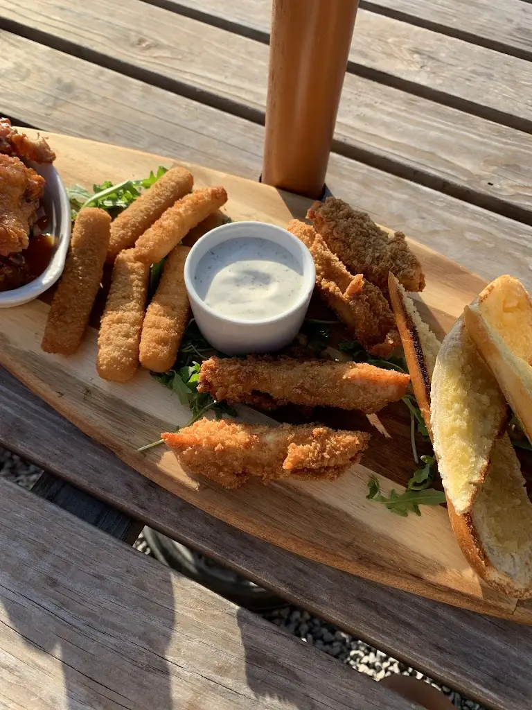 Marcus Hunter_Exelby Green Dragon_Bedale_review