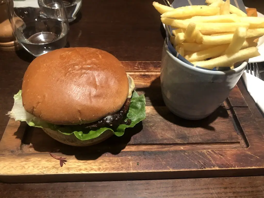 Hei Chit Ip_Côte West Bridgford_West Bridgford_review