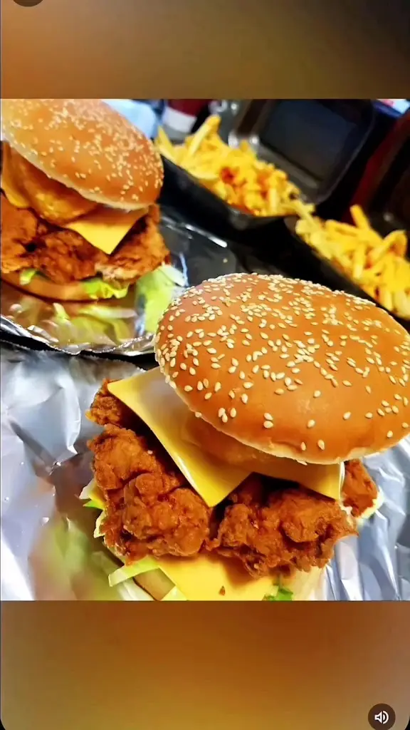 Happy Bellys Cafe & Restaurant_Welling_slider_image_3