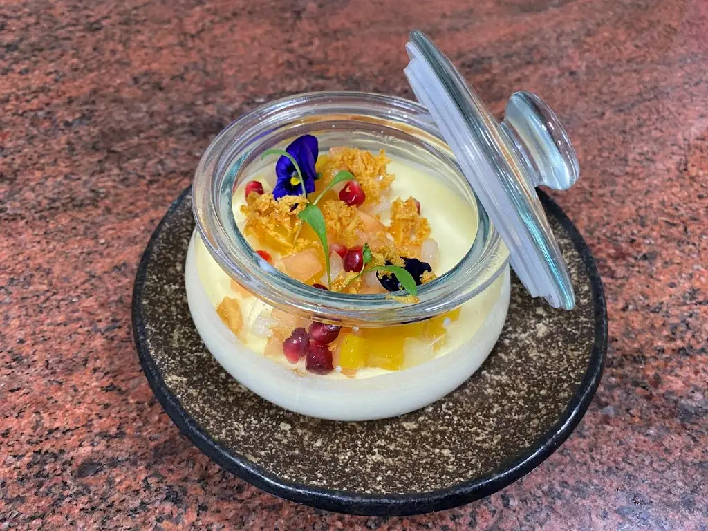 Devi's Corner Indian & Nepalese Restaurant - Welling_Welling_slider_image_2