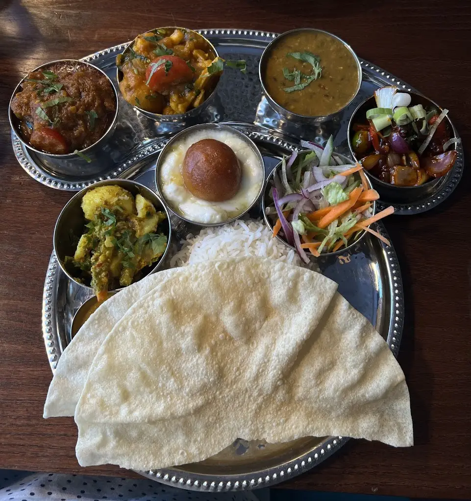 Devi's Corner Indian & Nepalese Restaurant - Welling_Welling_slider_image_3