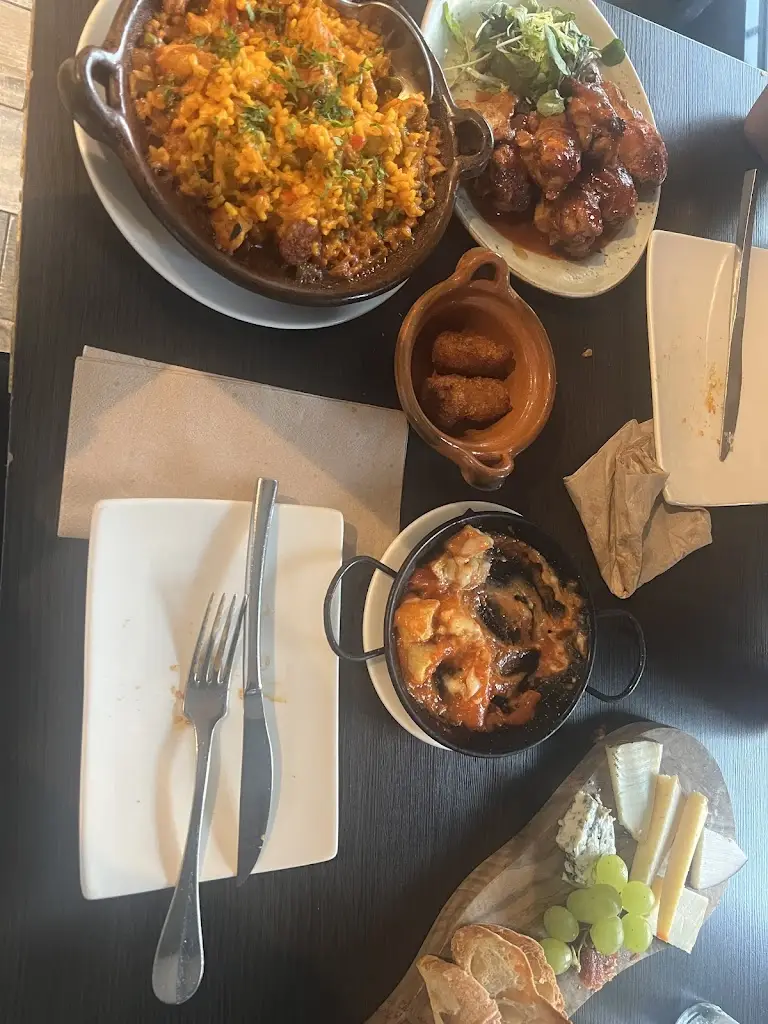 Maria Salazar_Chupitos_Welling_review