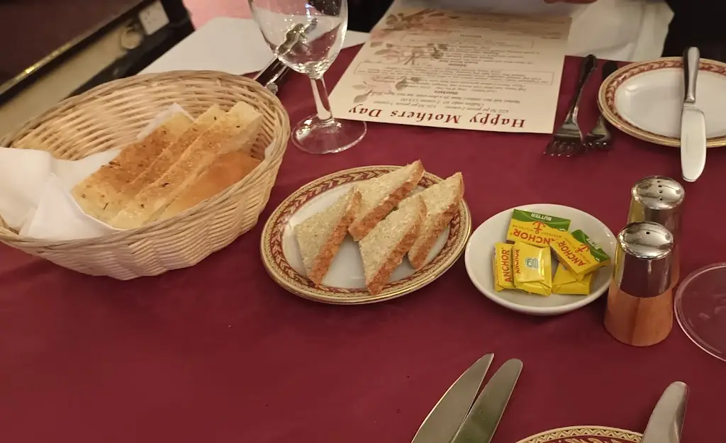 Menu_Avenida Restaurant_Welling_image_7