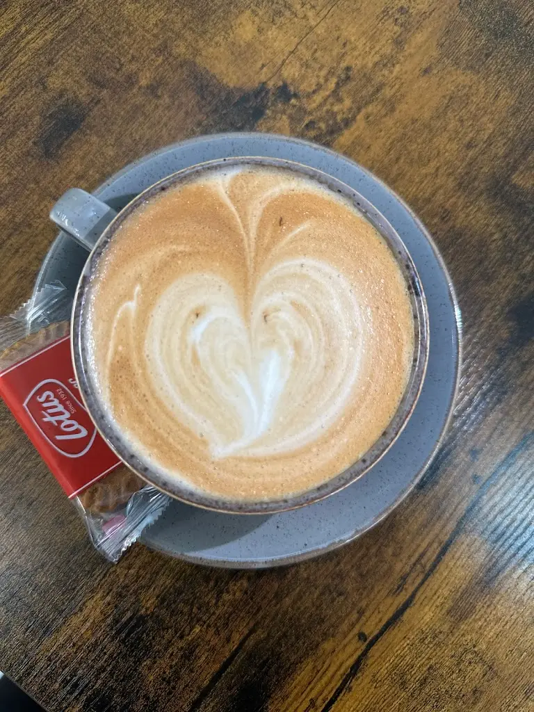 Menu_Giggling Sausage_Welling_image_6