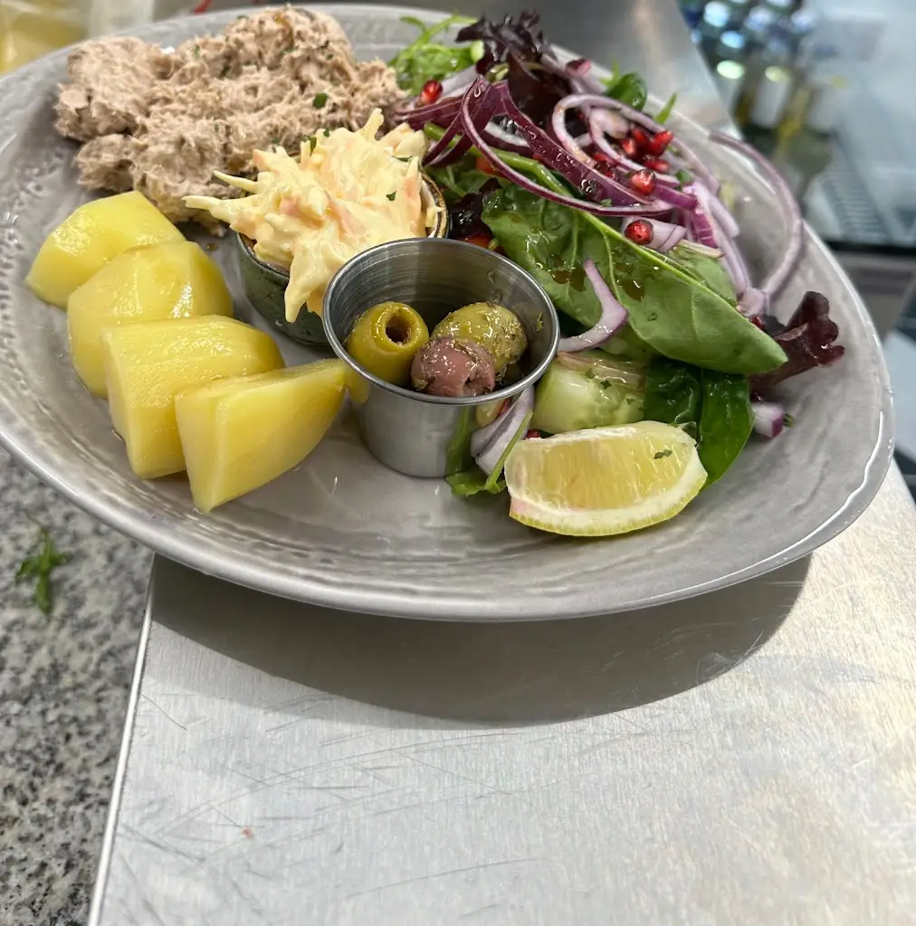 Giggling Sausage_Welling_slider_image_2