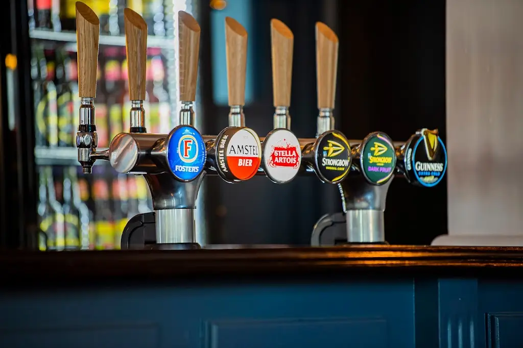 Guy Earl of Warwick restaurant in Welling