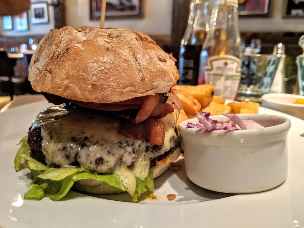 Menu_Onslow Arms_West Clandon_imagen_9