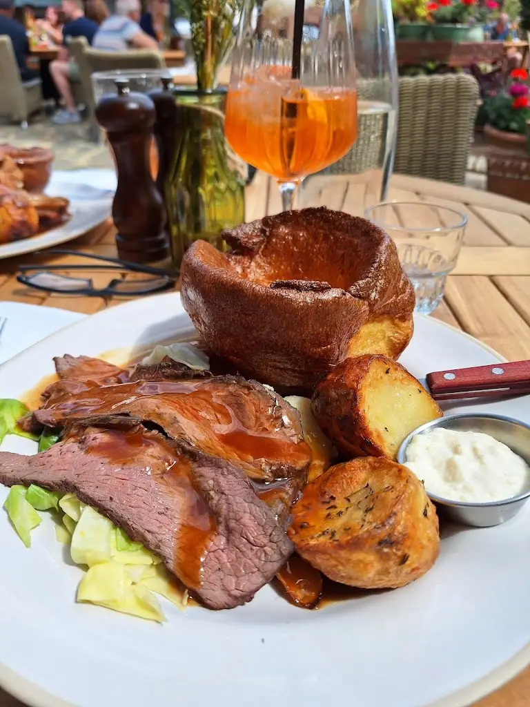 Sylvette Peplowski_Onslow Arms_West Clandon_reseña