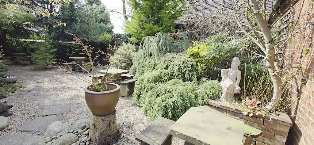 Richard Ecob_The Bottle Kiln_West Hallam_review