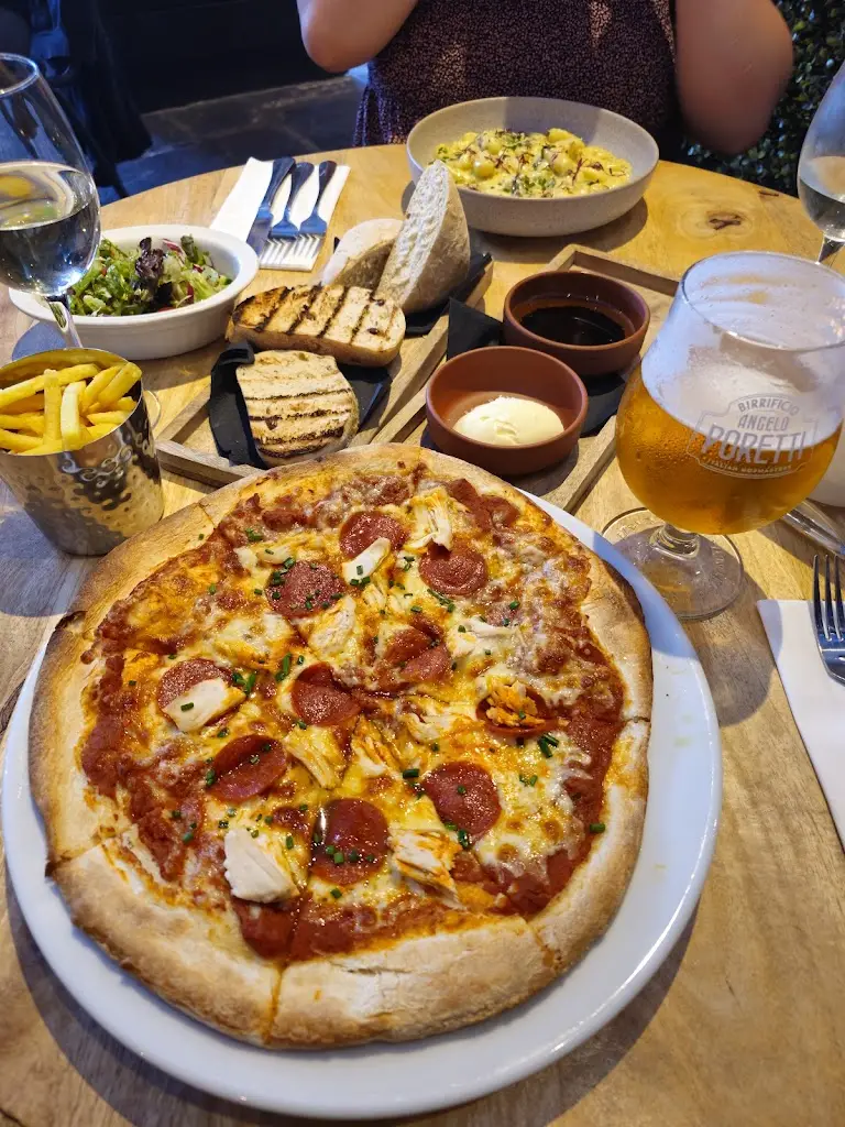 Bryn Mcvittie_The Friars Head_Bedale_reseña