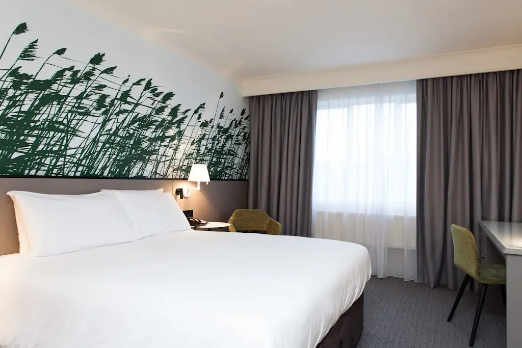 Mercure Daventry Court Hotel_West Haddon_slider_image_3