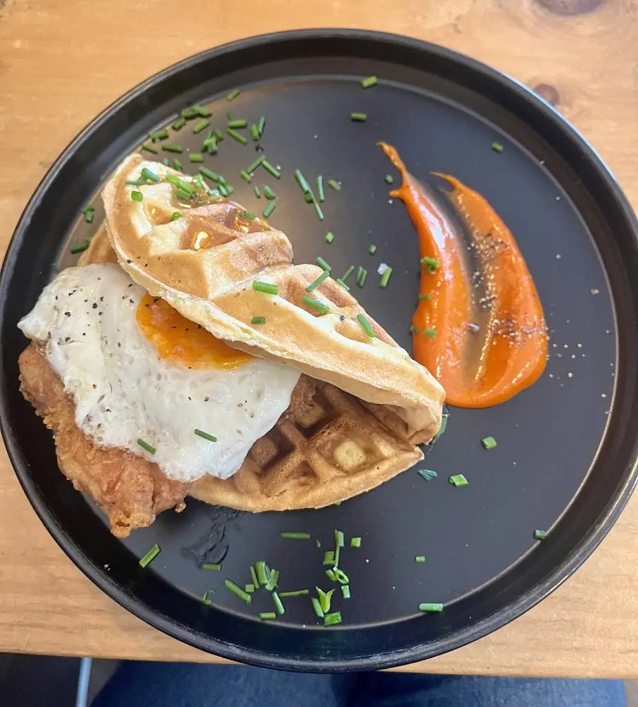 Bolo & Brew Cafe_West Horsley_slider_image_3