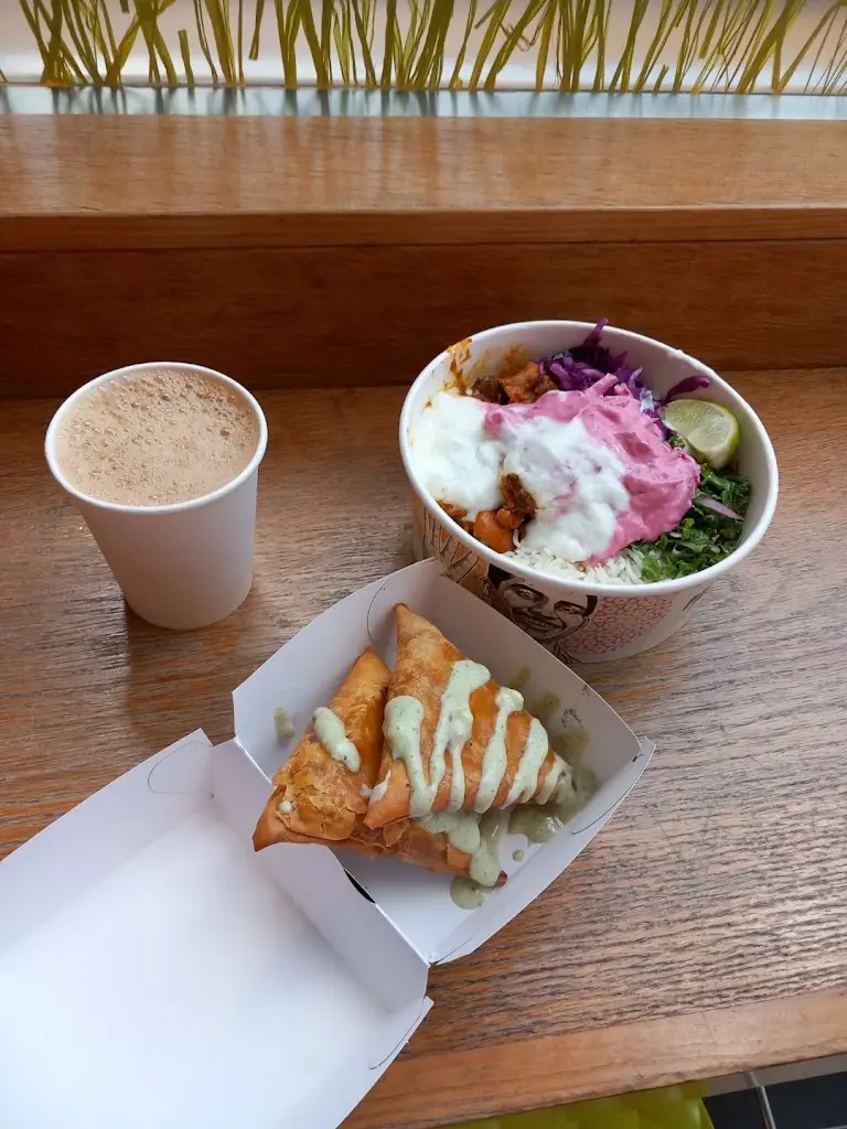 Tian Emery_Pali Kitchen_West Thurrock_review