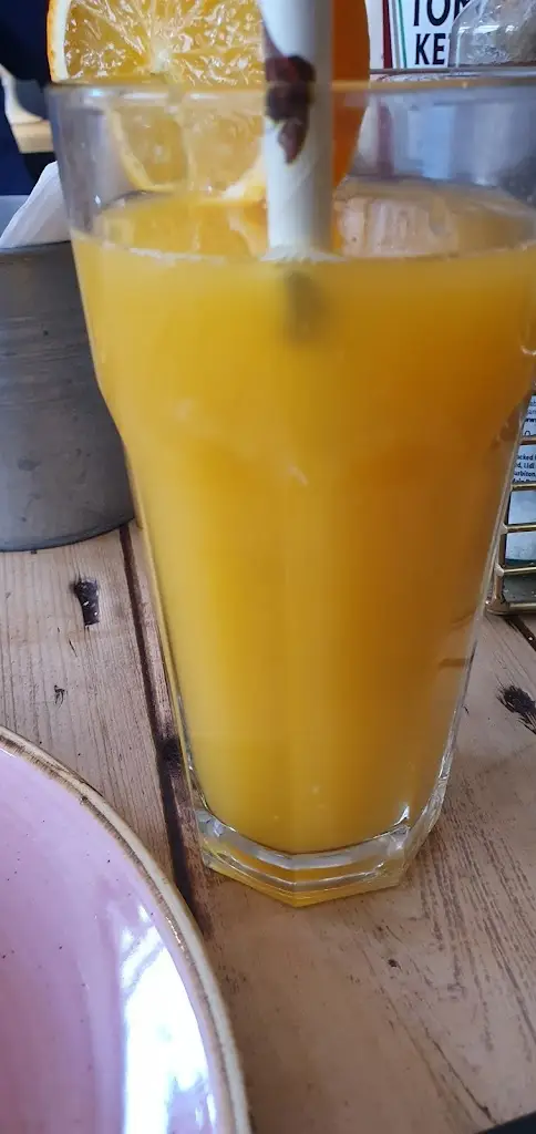 M Gaafar_Mada Deli_West Molesey_recensione