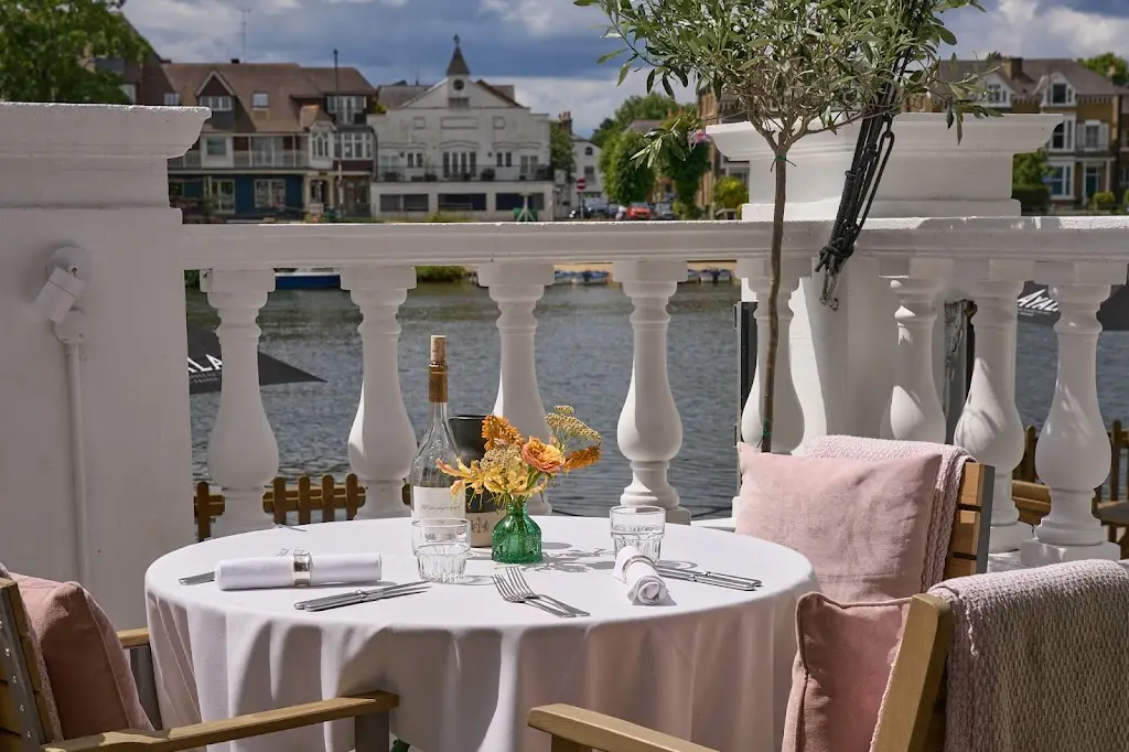 1665 Brasserie at The Mitre_West Molesey_slider_image_1