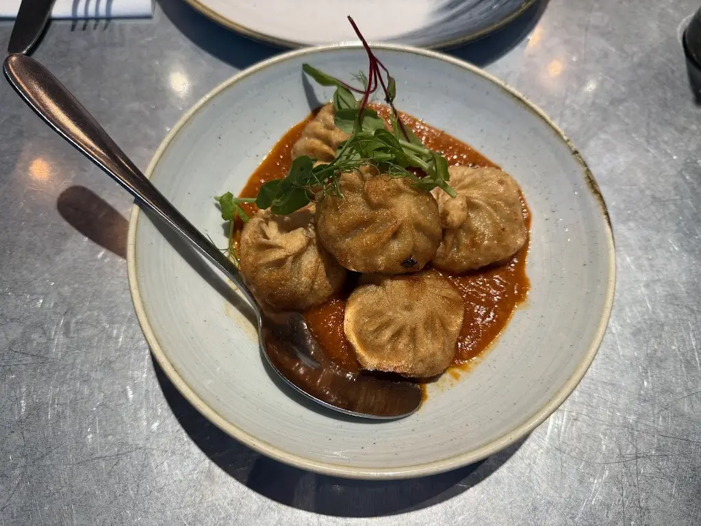 Daniya Sayed_Masalchi by Atul Kochhar_Wembley_avis