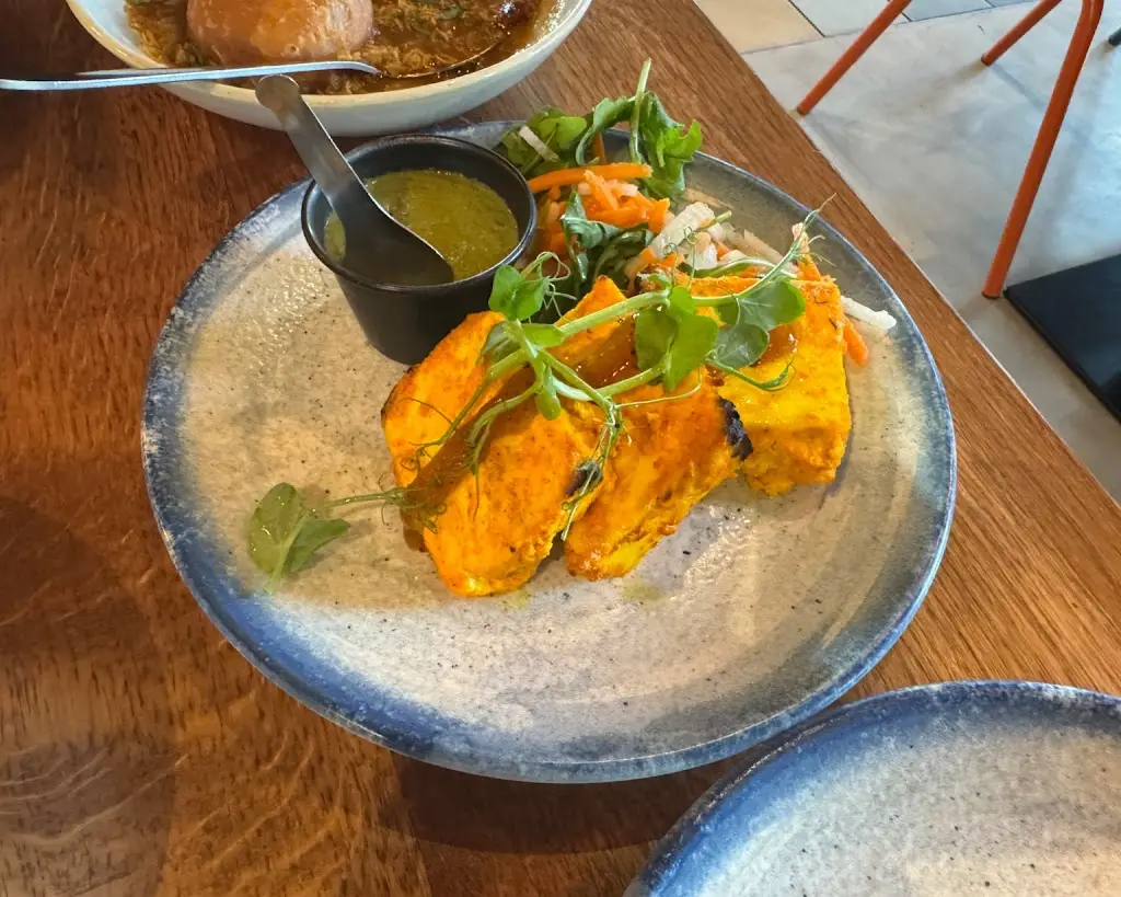 Mohan P_Masalchi by Atul Kochhar_Wembley_avis
