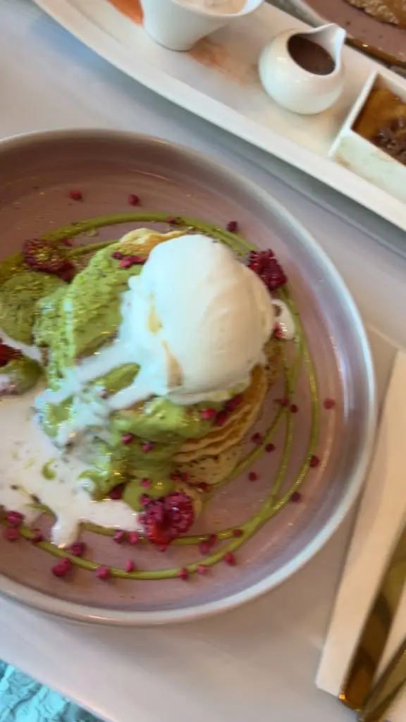 Haute Dolci_Wembley_slider_image_2