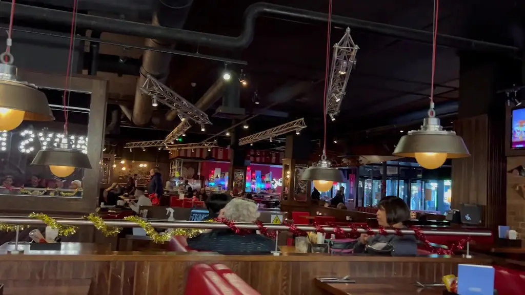 TGI Fridays - Wembley_Wembley_slider_image_2