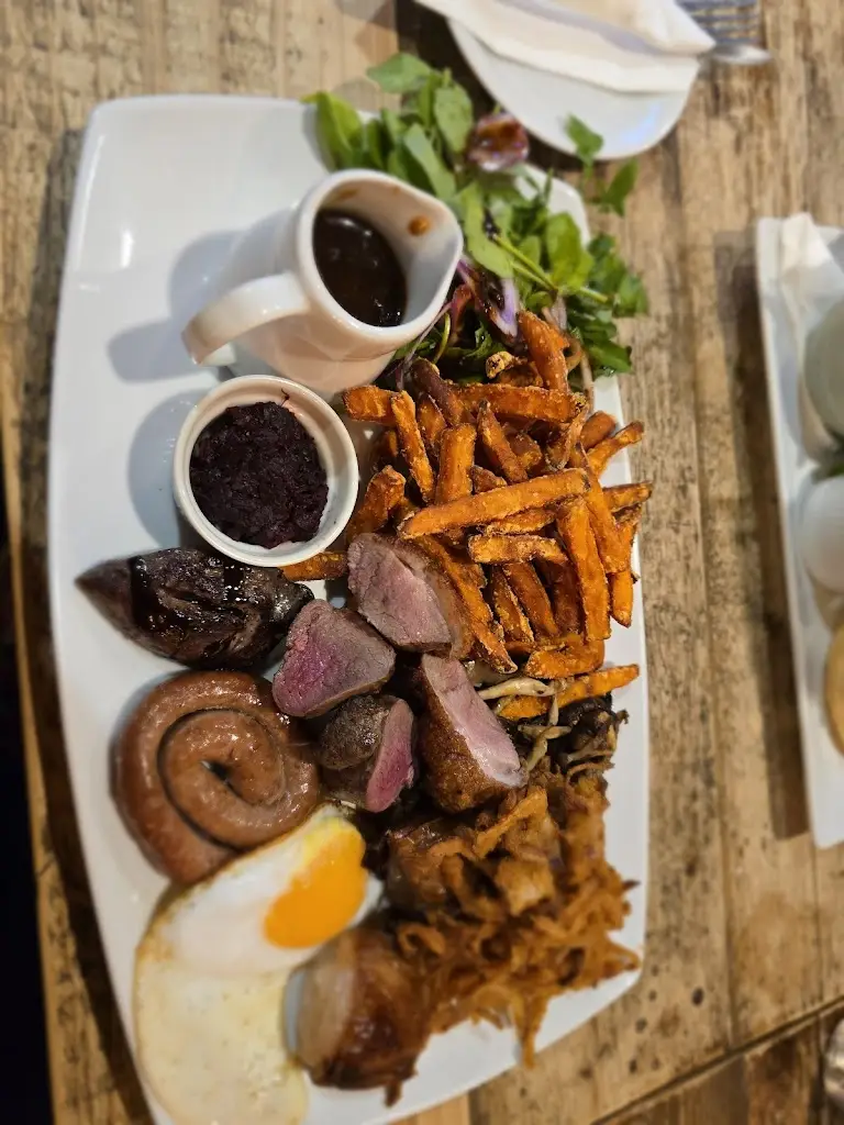 The Landford Poacher_West Wellow_slider_image_3