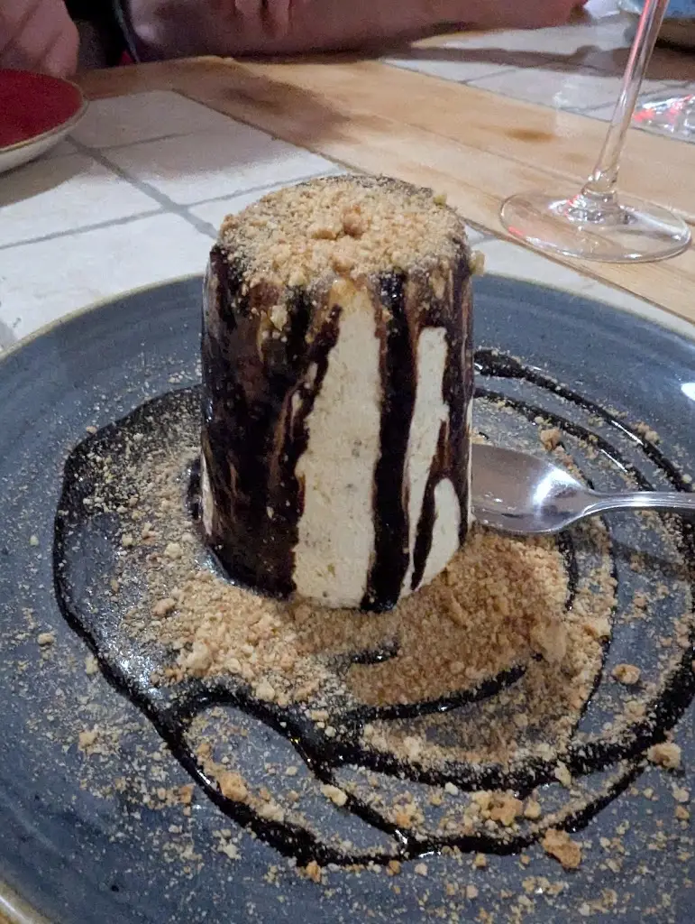 Jamie Proctor_Tamburino_West Coker_review