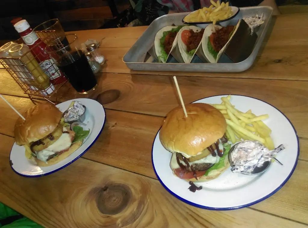 Menu_Cow & Apple_West Coker_image_7