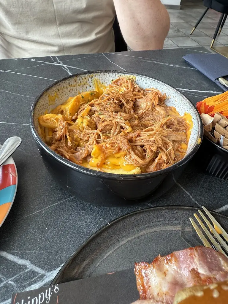 L G_Skippys_West Coker_review