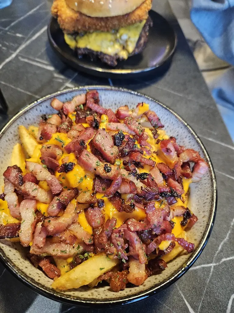 Skippys_West Coker_slider_image_3