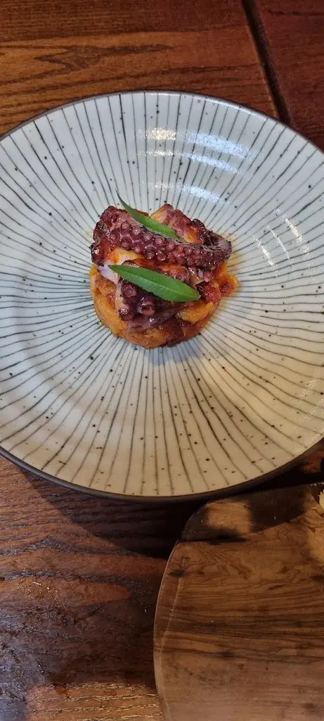 Menu_Tres Corazones_Wendover_image_9