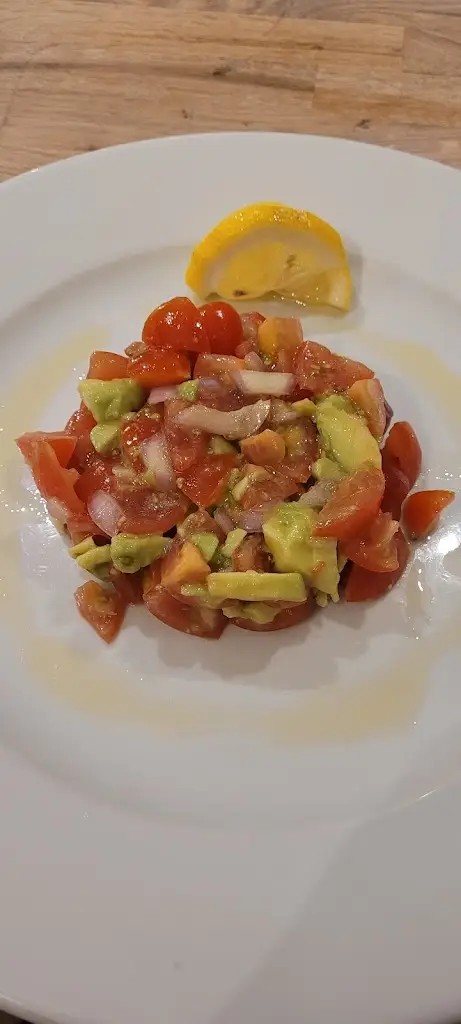 Menu_Lucca Restaurant & Bar_Wendover_immagine_7