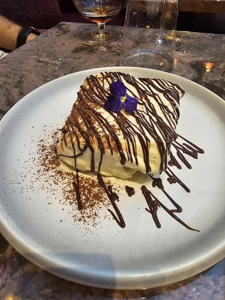 Isabel Gonçalves_Mimi Belsize_Belsize Park_review