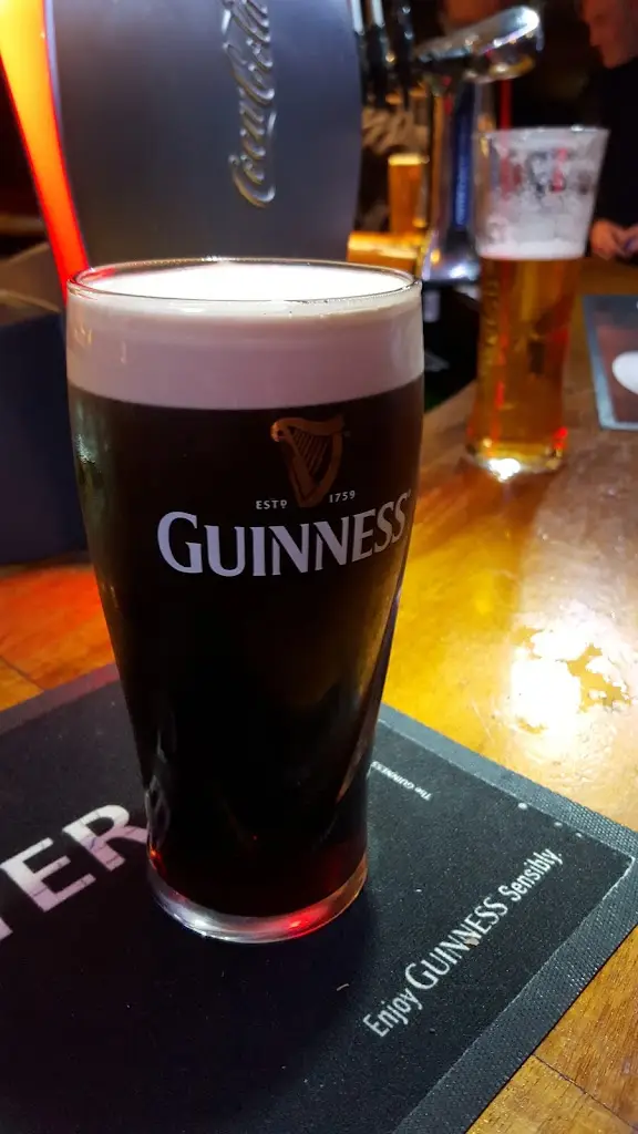 Menu_The Six Bells & Mediterranean Bliss_West Drayton_image_4