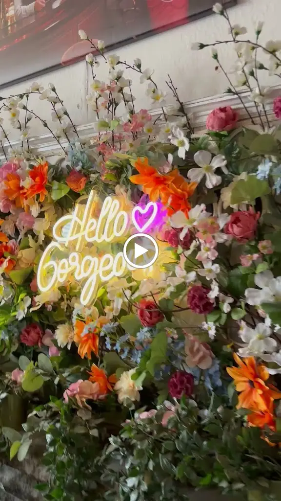 The Six Bells & Mediterranean Bliss_West Drayton_slider_image_2