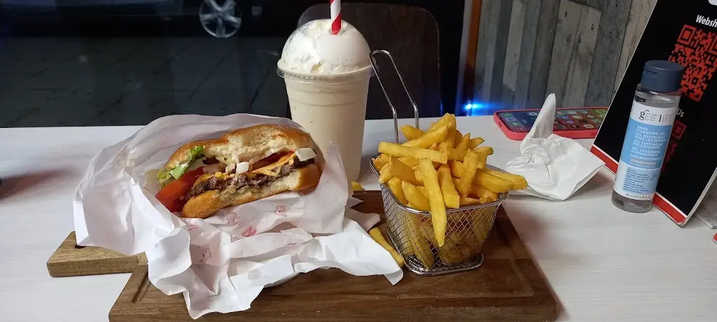 Menu_Smokin Patty's Naaz Multicuisine_West Drayton_image_8