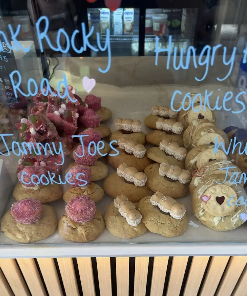 Caitlin Ryan_The Village Retreat Cafe_Weston Turville_review